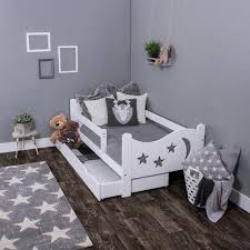 Wir haben für sich die wichtigsten und besten produkte in dieser kategorie aufgelistet und in eine entsprechende reihenfolge gebracht. Tolles Kinderbett Mit Sternen Und Mond Motiv Kinderbett Jugendbett Juniorbett Bett 140x70 Cm Oder 160x80 Cm Kiefernholz Mass Junior Bed Bed Childrens Beds