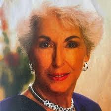 Esther Pollock's Instagram, Twitter & Facebook