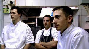 Ramsay S Kitchen Nightmares The Walnut Tree Inn Open Kitchen Nightmares Ramsay Top Restaurants In London
