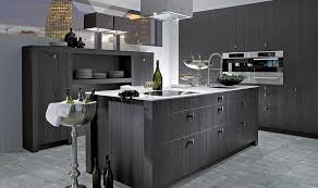 Atout Charme Et Ligne Moderne Houten Keuken Keuken Donkere Keuken