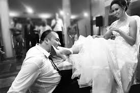Best garter toss songs for hip hop or r&b lovers. 30 Garter Removal Songs To Make It Even More Fun 2021 365canvas Blog