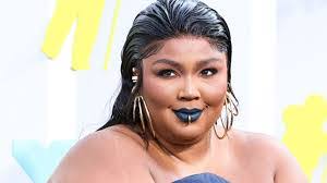 Heather Ritz's Instagram, Twitter & Facebook