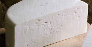 Se non ti importa usa il latte intero. Latte E Aceto Bianco Cosi Si Fa Il Formaggio In Casa Ed E Buono Consumatrici It