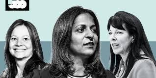 Krista Reynolds's Instagram, Twitter & Facebook