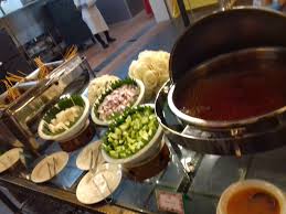 Makan seenaknya, elak membazir untuk merealisasikan konsep sifar pembaziran, iftar. Buffet Ramadhan 2016 Bangi Golf Resort Blog Eyzamiel
