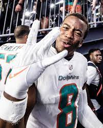Miami dolphins news, rumors, roster, scores, schedule and more including coverage of the nfl draft and analysis from columnists omar kelly and dave hyde. Rjvtqovbkda8xm