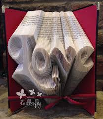 Bücher falten ist super einfach. Buch Falzen Muster Liebe 304 Falten Pdf Von Creationbybutterfly Recycelte Bucher Bucher Falten Bastelbucher