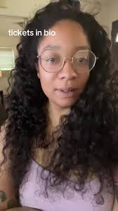 Ashley Ray (@theashleyray)