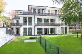 Harlaching Neubau Erstbezug Luxuriose Und Grosszugige 4 Zimmer Wohnung Mit Kamin Und Zwei Terrassen Details Http Www Riedel 4 Zimmer Wohnung Wohnung Neubau