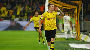 Lucien favre is the successor of peter stöger and thereby dortmund's hope for sustainability on the management post. German Cup Lucien Favre Needs Finishers Against High Flying Foals Sports German Football And Major International Sports News Dw 29 10 2019