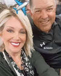 Sharon Meekins's Instagram, Twitter & Facebook