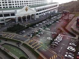 As a guest of the genting grand, you'll enjoy direct access to the coffee terrace. View Of The Maxims Picture Of Genting Grand Resorts World Genting Genting Highlands Tripadvisor