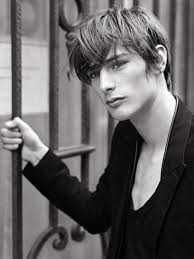 海外イケメン 26 ポートレイト 男性 男装の麗人