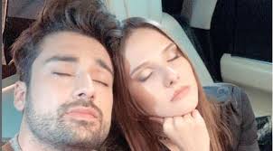 Alina boz (azra) ve alp navruz (cenk) 13.01.2019 canlı yayının ilk 5 dakikası. Alp Navruz Ve Alina Boz Rollerine Sahip Cikan Tavirlariyla Takdiri Hak Ediyor