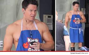 Mark Wahlberg Did Someone Order Beefcake Mark Wahlberg Celebrities Exposed Guys And Girls