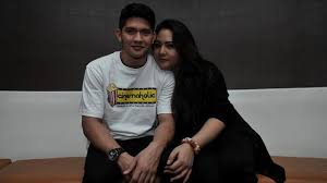 February 12, 1983) is an indonesian actor, stuntman, fight choreographer, and martial artist.23 he is best known for starring in the action films merantau. Iko Uwais Pulang Syuting The Raid Audy Sedia Balsem Dan Obat Showbiz Liputan6 Com