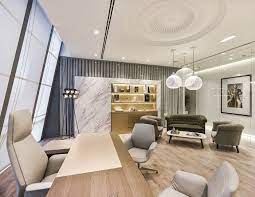 Take A Look Inside Mojeh S Fashionable Office In Dubai Officelovin Small Office Design Workspaces Office Interior Design Corporate Office Design