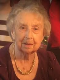 Angela Giroux's Instagram, Twitter & Facebook