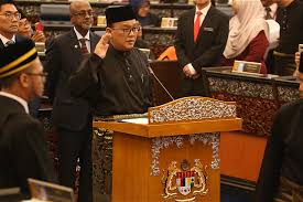 Najib razak angkat sumpah sebagai perdana menteri malaysia selepas barisan nasional bn menang. Photo Gallery Category Majlis Angkat Sumpah Mesyuarat Pertama Penggal Pertama Parlimen Ke 14 Di Parlimen Pada 16 Julai 2018 Image Majlis Angkat Sumpah Mesyuarat Pertama Penggal Pertama Parlimen Ke 14 Di Parlimen Pada 16 Julai 2018