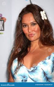 Tia Carrere редакционное стоковое изображение. изображение насчитывающей  джон