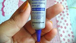 Clean & clear acne spot treatment untuk mengurangi jerawat hanya dalam 4 jam clean & clear acne spot treatment, salah satu rekomendasi obat jerawat yang aman untuk kulit remaja. Forum Clean And Clear Active Clear Speed Clearing Gel Beneran Menyembuhkan Jerawat Dalam 24 Jam Review Dong
