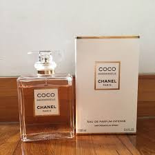 Composition an extreme, luminous, and deep concentration of patchouli infuses coco mademoiselle eau de parfum intense with a how to apply the eau de parfum intense comes in a spray bottle for effortless application on. Chanel Coco Mademoiselle Edp Intense Health Beauty Perfumes Deodorants On Carousell
