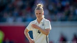 La selección alemana ha lanzado este anuncio en el que sus jugadoras reivindican el fútbol femenino y los éxitos cosechados por el combinado alemán. Este Es El Equipo De Alemania Para La Copa Mundial Femenina Todos Los Contenidos Dw 16 05 2019