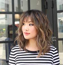 Le top des modèles de coupe au carré 2021. Coupe Femme Mi Long Et Long Degrade Quelles Coiffure Choisir Selon Son Type De Visage