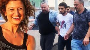 Kan donduran ifade: Annesini çekiçle öldürüp evde parti vermiş!