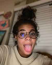 Alexis Kyle's Instagram, Twitter & Facebook