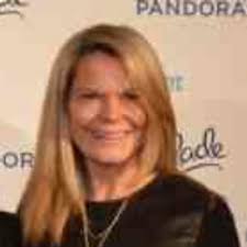 Karina Montgomery's Instagram, Twitter & Facebook