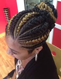 If you are up for a simple straight hairstyle, then think again as we present here some inspiring ways of carrying your straight hair without making your look monotonous. Straight Up Braids Hairstyles 2018 Fashiong4