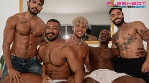 Take a Group Sex Spiral with 25 Clips of Our Cybersocket Stud of the Month, Elijah  Zayne - Fleshbot