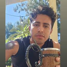 Chuckynho Lozaninho: 120 millones de euros. Chucky Lozano: 40 millones de  euros. Digo, si el United pagó 100 MDE por Antony, teniendo números más  bajos que Hirving en la misma liga, chance