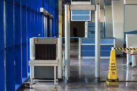 All metal detectors detect all metal depending on the level of sensitivity they are set at. Will My Dental Implants Set Off Metal Detectors At The Airport