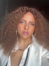 Damn, you fine AF and you can sing your ass off! The perfect woman♥️