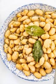 This humble legume is not only called lima or butter bean depending on the region, but also assumes a slew of other identities. Butter Beans Recipe Vegan Friendly Grandbaby Cakes