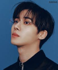 ARENA KOREA 2025.3 @arenakorea _ Photographer. Songyi Yoon @songgge Model.  Young-Woo Choo @cu.young _ #ARTHUBTEO #agencyteo #TEO #photographer #arena  #arenakorea #magazine #fashion #beauty #jewelry #hair #makeup #추영우