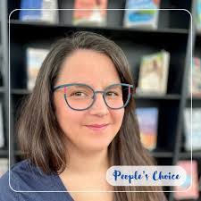 Lorraine Shea's Instagram, Twitter & Facebook