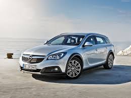 The opel insignia is a mid size/large family car engineered and produced by the german car manufacturer opel, currently in its second generation. Opel Insignia Country Tourer 2014 Pictures Information Specs