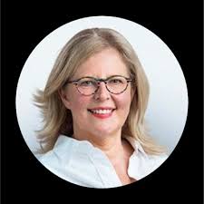 A great week for our Freshfields Brussels team, welcoming Aaron Green and  Janet Lang as partners, and Tuna Tanık as counsel. What a team.