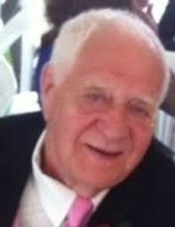 Linda Agostinelli's Instagram, Twitter & Facebook