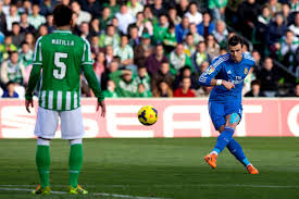 На поле стадиона альфредо ди стефано в. Real Betis Vs Real Madrid Final Score 0 5 Los Blancos Pull Even At The Top For Now Sbnation Com