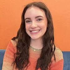 Naomi Pritchett's Instagram, Twitter & Facebook