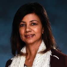 Racquel Edwards's Instagram, Twitter & Facebook