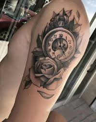 9 Nice Little Arm Clock Tattoos Arm Clock Tattoo Tattoos Em 2020 Boas Ideias Para Tatuagem Tatuagem Relogio Com Rosas Tatuagem De Relogio