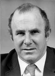 Clive James Discography: Vinyl, CDs, & More