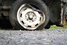 Aku jadi malu, tapi jujur saja aku begitu menikmati lumer dadanya budhe titiek. Kereta Rempuh Tiang Dua Rentung Di Melaka Astro Awani