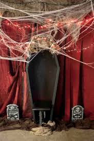 Bedroom bed dark decor furniture gothic room decor. 33 Cool Vampire Halloween Party Decor Ideas Digsdigs