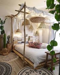 Indie room decor cute bedroom decor room design bedroom teen room decor room ideas bedroom bedroom inspo bed room chill room cozy room. Aesthetic Bedroom Vines Ideas 12 Photos Hackrea 2021